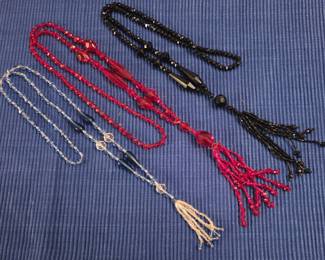 1920's glass flapper beads