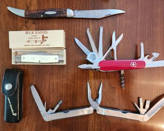 Case knife 61093, Swiss Army knife Rostefri Officer, Leatherman Multitool, Buck Prince no.503 Asbestos Workers local 45 Toledo, Ohio