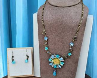 Flower Necklace Earring Set
