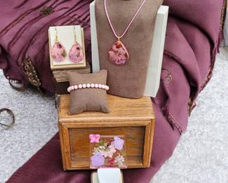 Floral Necklace Earring Set With Bracelet Floral Night Light