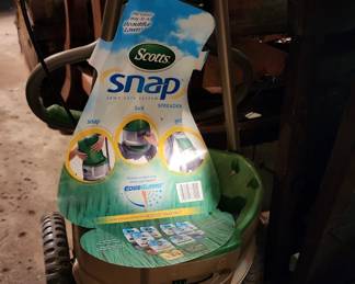 Scott's yard spreader