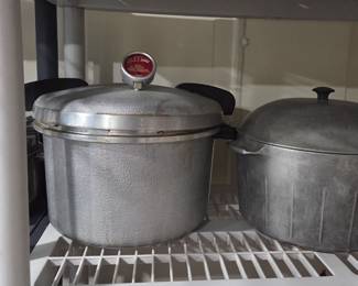 Large pressure cooker, vintage aluminum pot
