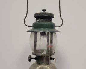 001 Coleman Lantern 242B