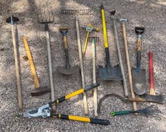 Lawn Hand Tools