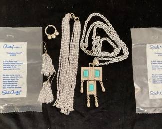 Vintage Sarah Coventry Faux Turquoise Necklace More