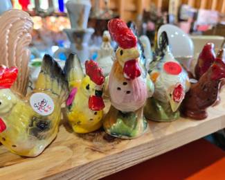 Vintage Salt & Pepper Shakers!