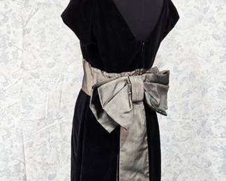 Vintage Clothing- Velvet & Big Bow! 1950's