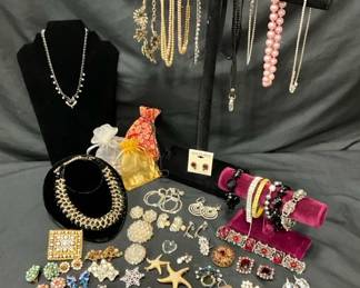 Rhinestone Vintage Crystal