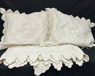 Ivory Comforter And Pillow Sham Set