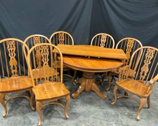7 Chairs Round Table