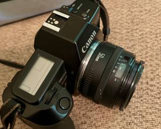 Cannon EOS - 620 Film Camera sold w/all accessories