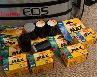 Cannon EOS - 620 Film Camera sold w/all accessories
