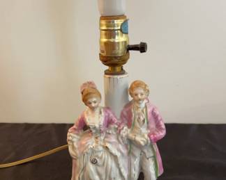 Vintage Lamp with Finelydressed Couple