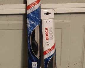 Two Bosch ICON Windshield Wiper Blades, Sized 26A and 17B