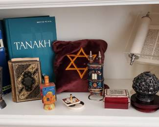 Lots of Vintage Judaica Items