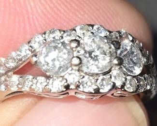 Diamond ring