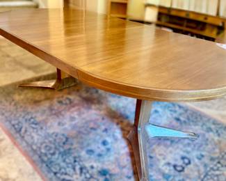 Pedestal Dining Table w/leaves (3)…Showing w/2 in Nice condition / was always covered & has the Table pads for the surface protection
Area Rug app 6 x 9 modern