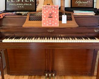 1950’s Spinet Piano /Nice Looking