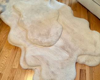(3) Area Faux Sheepskin Rugs /not walked on
6’ & 3’