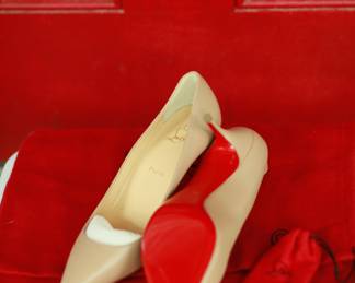 S5 - $200. Size 39.5. Christian Louboutin Paris. So Kate Heel in Nude. BRAND NEW IN BOX. Absolutely NO Scuffs on the red bottom or in the shoes.