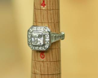 J18 - $45. Size 5 Sterling Ring.