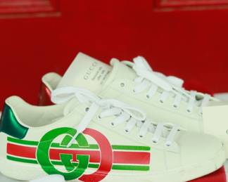 S7 - $250. Size 9. Gucci Women's Ace "Interlocking G". Style 577145-A38V0-9062. Gently Worn.
