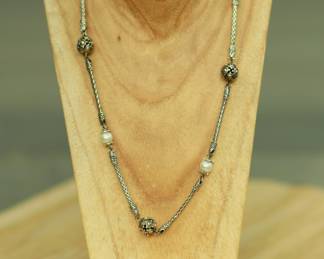 J42 - $325. John Hardy Jaisalmer Pearl Necklace with MAGNET CLASP! Sterling & 18kt. Measures 16" long. 4 pearls. Retailed for $1,295.