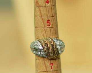 J25 - $40. Size 5.5. Judith Ripka. Sterling & CZ Ring.