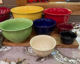 M18 - $35. 7 pc nesting bowl set. 3.5"-9.5".