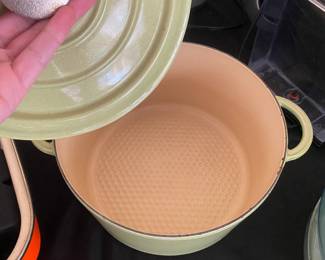 M116 - $50. Vintage Staub. Made in France Enameled Cast Iron Pot. 5 qt.