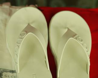 S1 - $225. Size 39. Gucci Womens Thong Platform Sandal in White. Very gently worn.