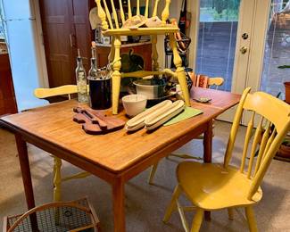 Teak Table MCM modern Style / with drop leaf….(4) Country Style vintage Chairs/yellow
Table is Sold separate