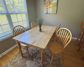 kitchen wood table and 4 chairs