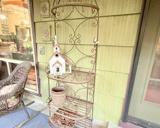 Rust Baker’s Rack