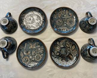 Ken Edwards signed perfect condition 4 cups and saucers "Pfantasia" detailed petitillo hand painted set.