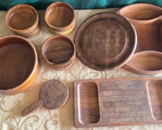 Wood Dining