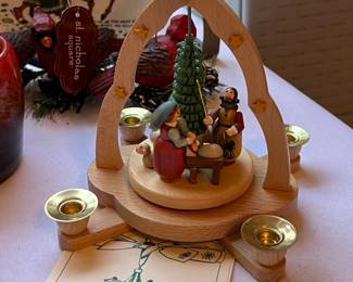 Kathe Wohlfahrt Pyramid Holy Family