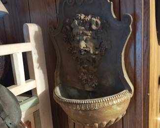 Metal green man fountin