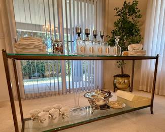 Quality Sofa Table / Heavy Glass / Metal 
Modern Style