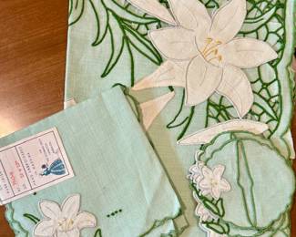 Unused vintage linens