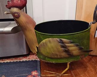 Rooster planter