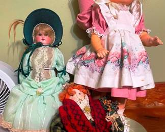 Antique dolls, first one is French!