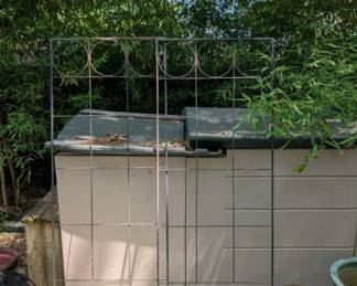 Metal garden trellises