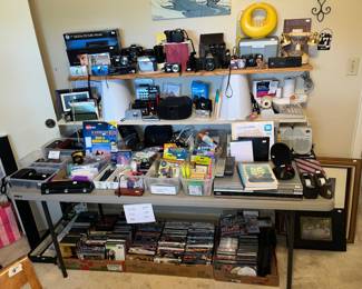 CAMERAS, ELECTRONICS & OFFICE SUPPLIES