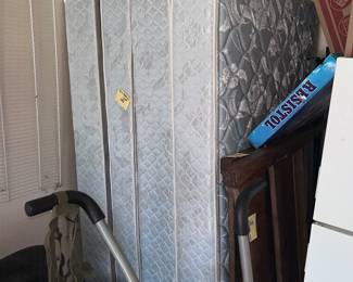 TWIN MATTRESS SETS