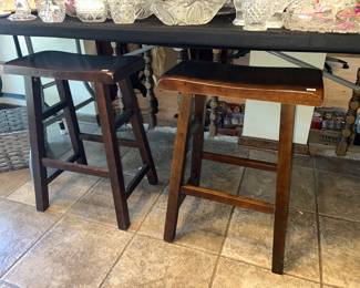 Several counterstools