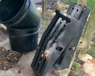 BACK SHED - RAMPS AND LARGE POTS