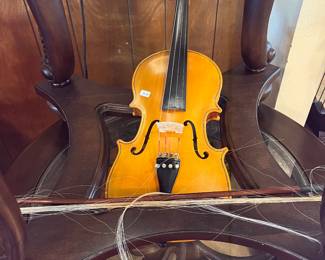 Vintage violin & bow