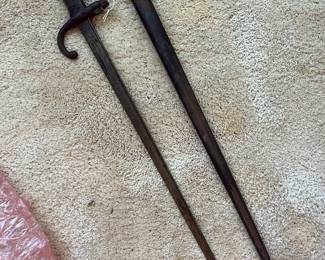 ANTIQUE FRENCH BAYONET - CIRCA 1870's