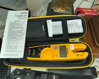 FLUKE T5-1000 ELECTRICAL TESTER